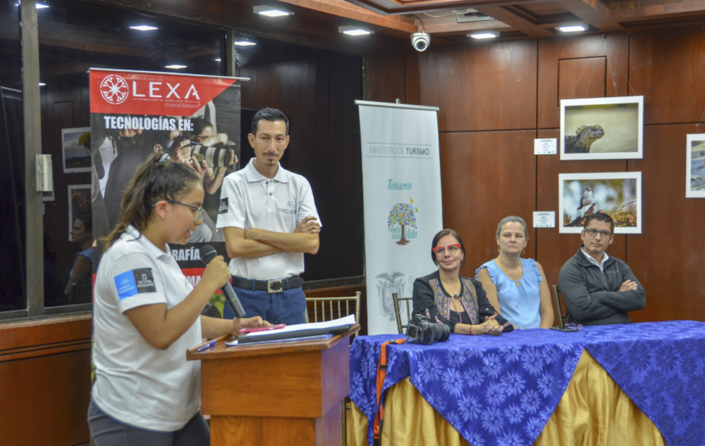 Figure 17. Mariasol Rojas shares her experiences at the Luis Noboa Naranjo Museum. Photo: Andrés Morales