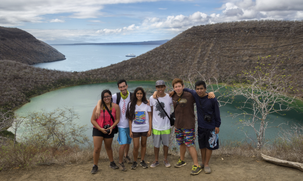 Figure 19. First field expedition aboard a cruise ship (Santa Cruz II). Photo: Diego Bermeo